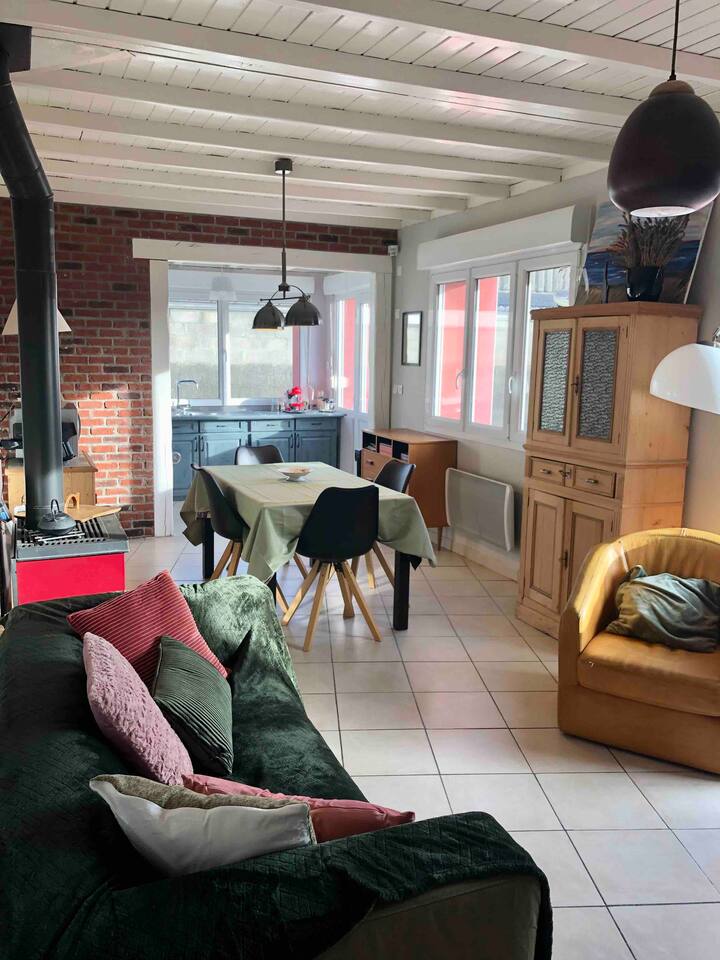 Petite Maison Chaleureuse 
Terrasse Plein Sud - Berck