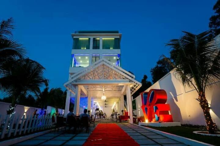 Secret Garden Event Party Pool Dmg Retreat 2 Flr Bungalows For Rent In Rawang Selangor Malaysia