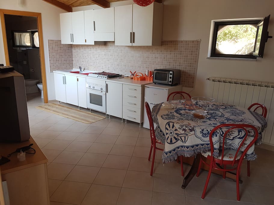 vista dell'angolo cucina