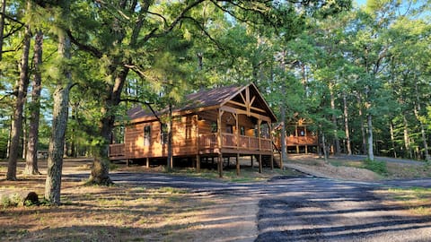 Little Wolf Cabins/Cedar Creek Cabin near WPG West