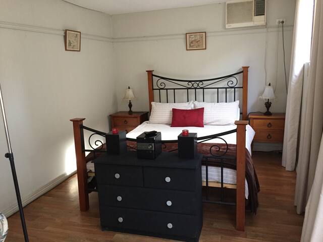 Kingsley Bungalow