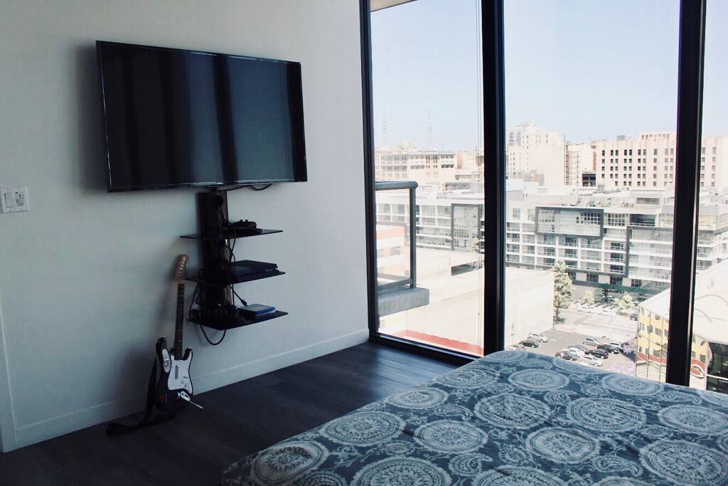 TV/Entertainment system in bedroom 1