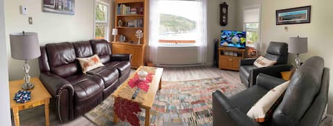 Top Airbnb: Ron & Ethel's Cottage, a charming Battery home in The Battery