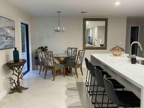 Waterfront home by Barefoot Beach, Bonita Springs