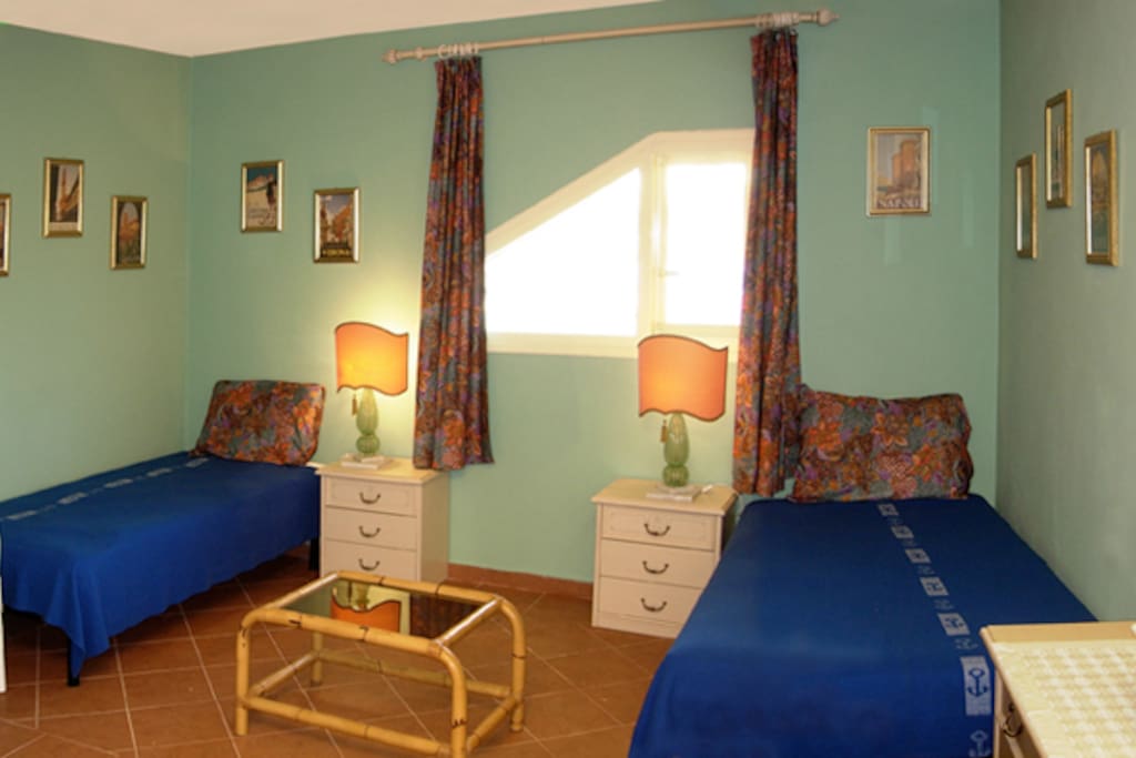 2nd bedroom-Beds are 100 cm wide.