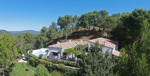 Beautiful property in the Luberon