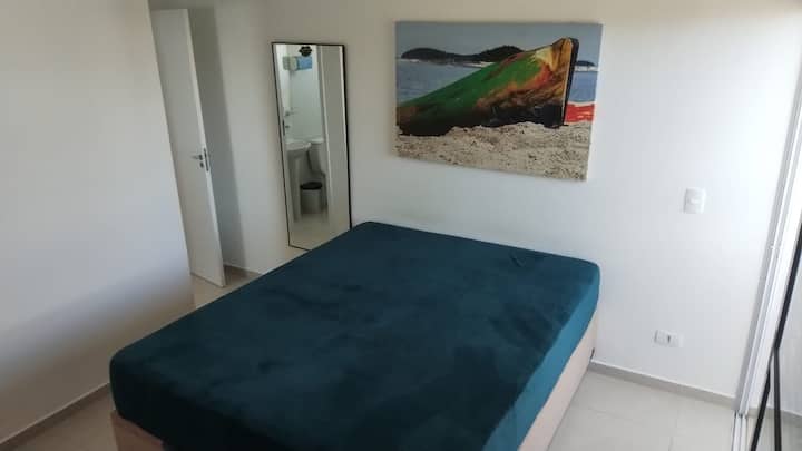 Queen ‑ ის ორადგილიანი ფლიგელის ვებსაიტი, ოკეანის ხედი