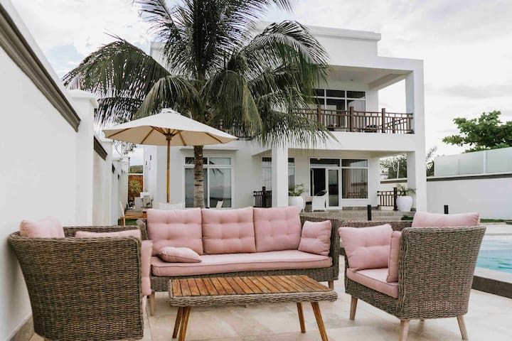 DT Villa Incharge managed Airbnb listing 1