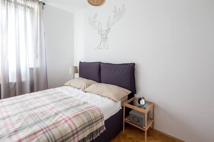 Fresh Stylish Home With A View Tivoli Park Apartments For Rent