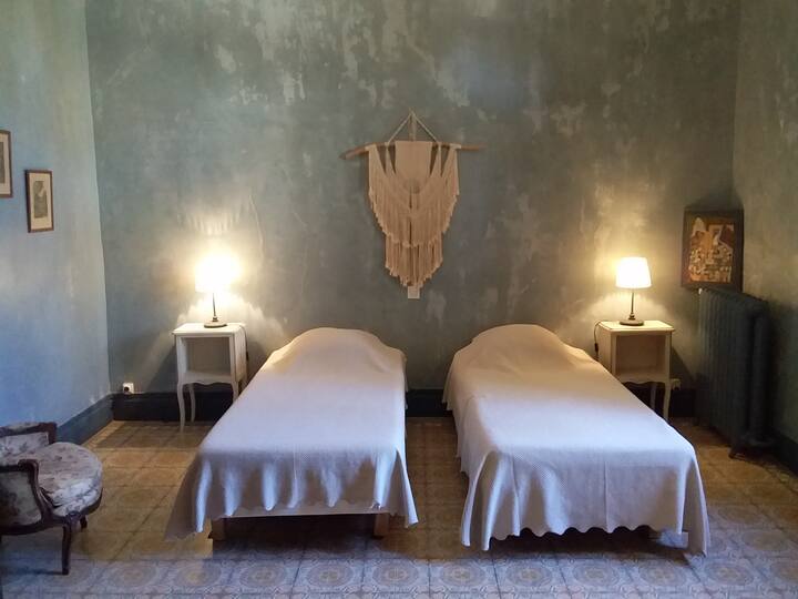 B&b , Chambre D'hôtes , Maison De Charme , Piscine - Capestang
