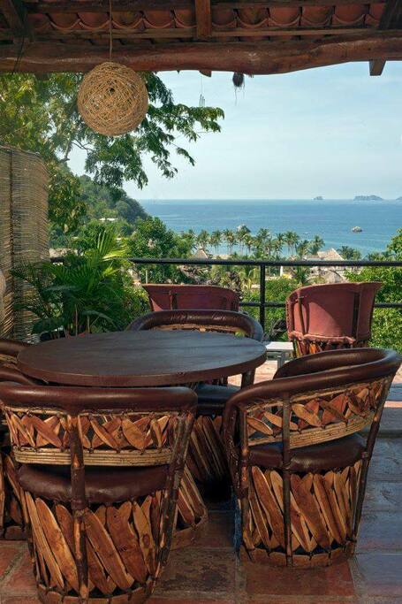 Wine & Dine with Stellar Views