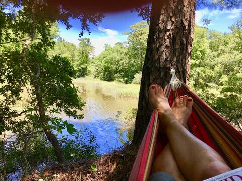 The Dock House - Creek to Beach in 5 min.