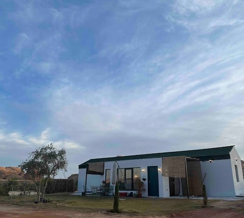 Welcome to the tiny house 360 on our quiet farm