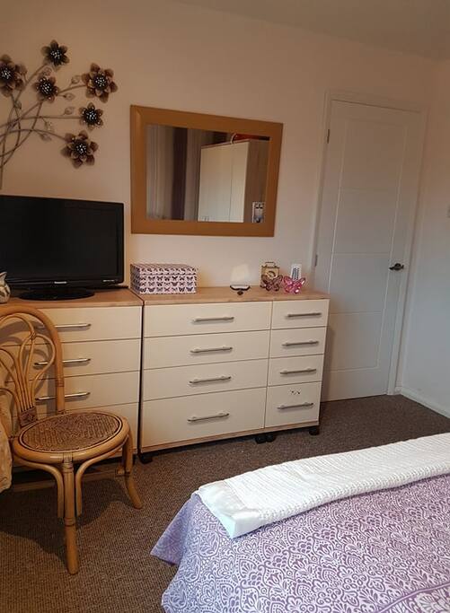 Amethyst room
