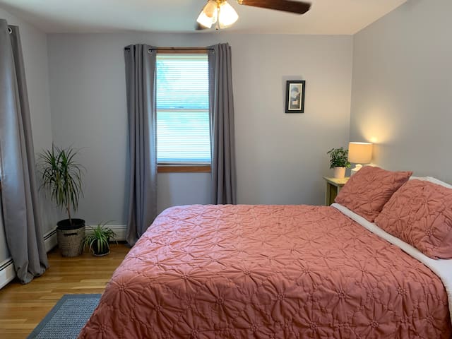 Private In-Law Apartment (close to New Bedford)
