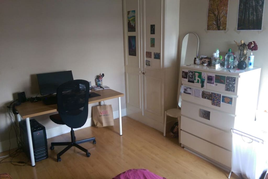 More room!