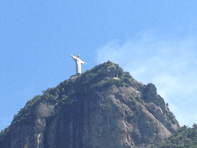 COOL AND SAFE APPARTMENT NEXT TO LAGOA gallery image 3