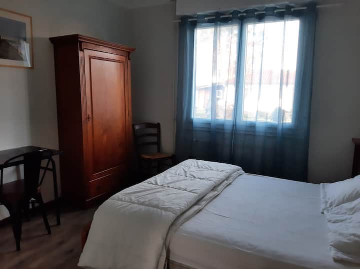 غرفة النوم 1