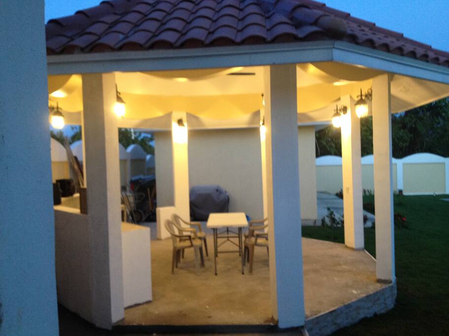 Bohio/Outdoor Kitchen, BBQ area