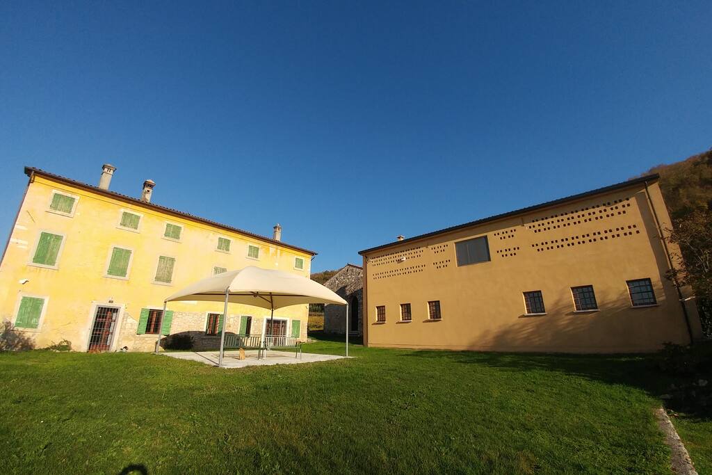 Front view Contrada San Giacometto
