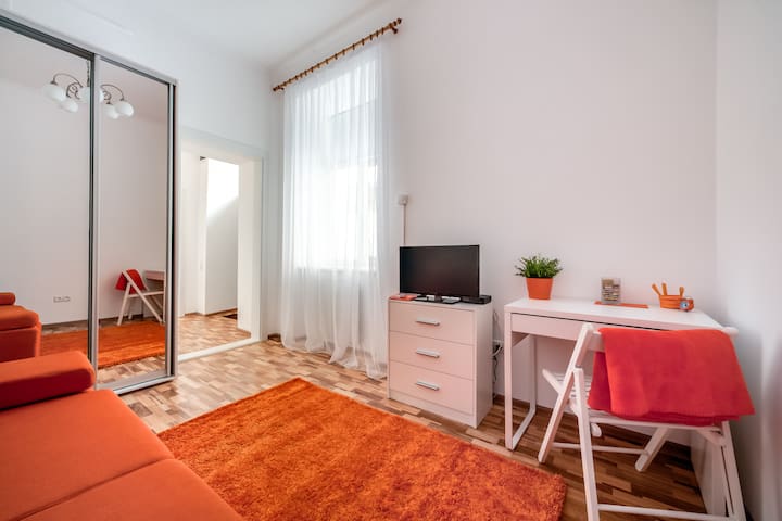 Completely NEW place 10 min to city center