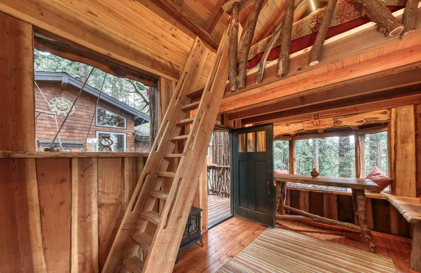 Wow! We found the Best treehouse California Rentals. Save time searching!