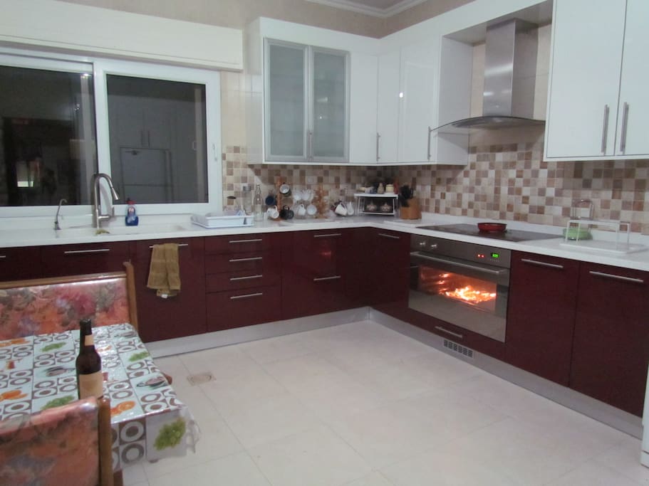 Kitchen, suitable for cooking