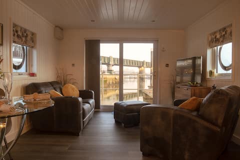 Successful Airbnb property: Hamble River Beds in Eastleigh