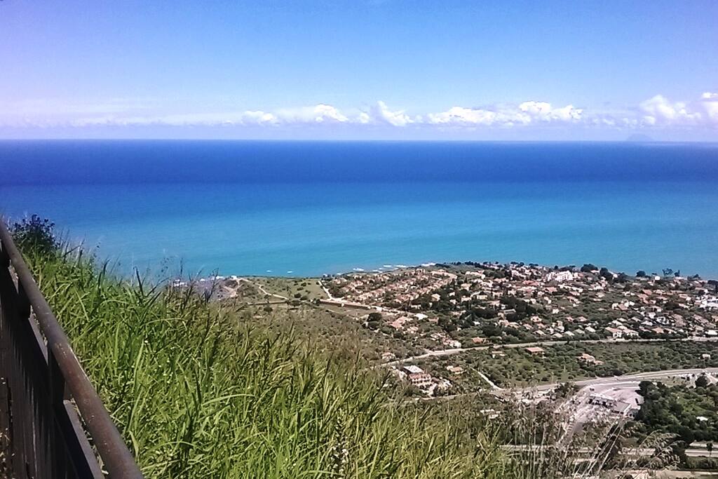 PANORAMA SU ISOLE EOLIE