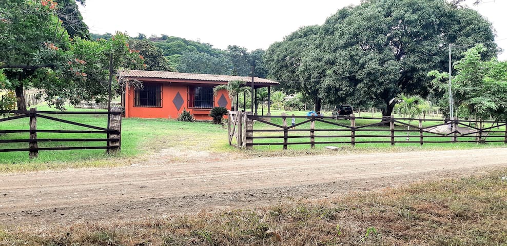 Airbnb Filadelfia De Guanacaste Vacation Rentals Places To