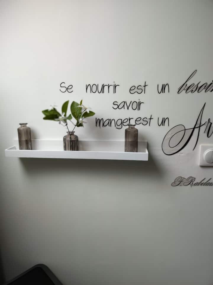 Smart House Airport Cdg, Astérix - Gonesse
