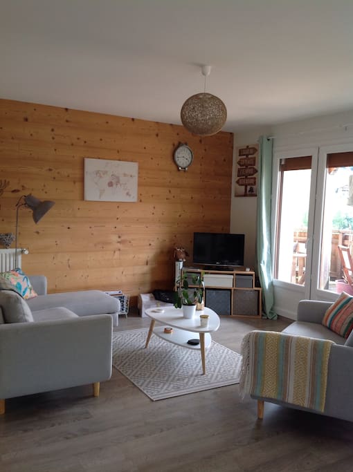 Salon/ living room