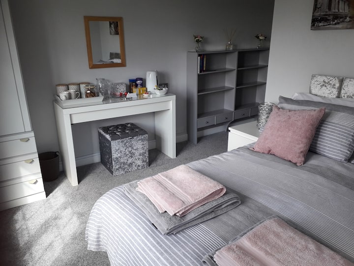 Exeter Holiday Rentals & Homes - England, United Kingdom | Airbnb