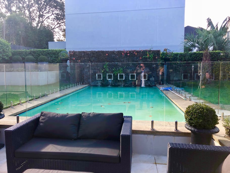Outdoor area incl. Water Feature & Pool