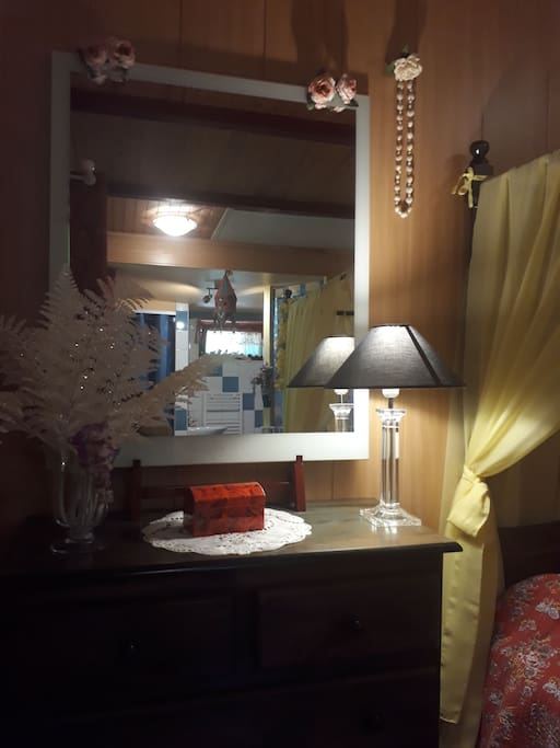 Rangements, armoire, cintres