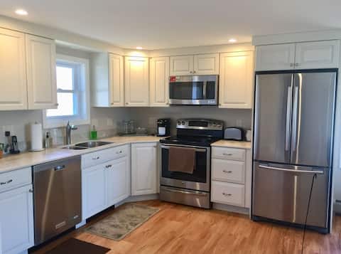 Cozy Home In The Berkshires, Pet Friendly!