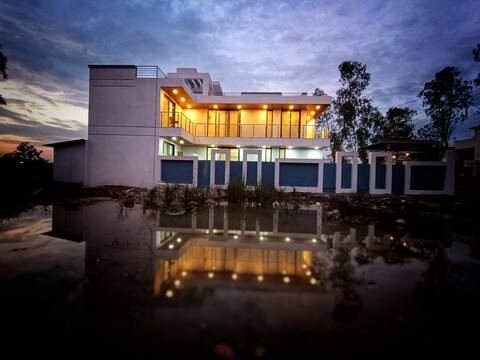 Sherlock Homes Lonavala 4BHK Villa