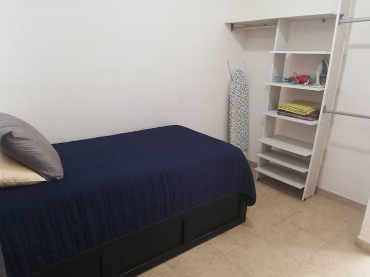 Recámara adicional con cangurera/ห้องนอนเพิ่มเติมพร้อมเตียงคู่