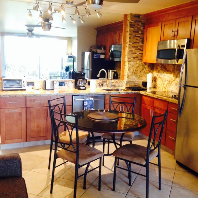 Full size kitchen.