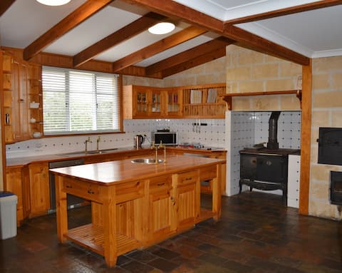 The Luxury Guesthouse - Busselton