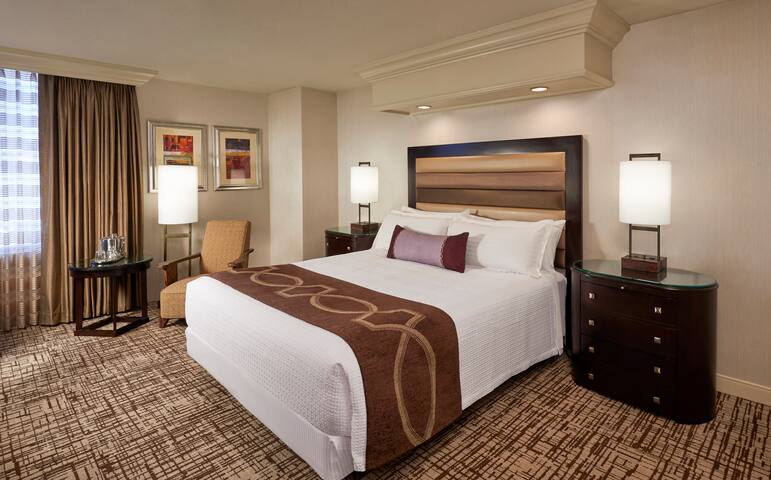 Treasure Island Ti Hotel Deluxe King Room K1 Resorts For Rent In Las Vegas Nevada United States