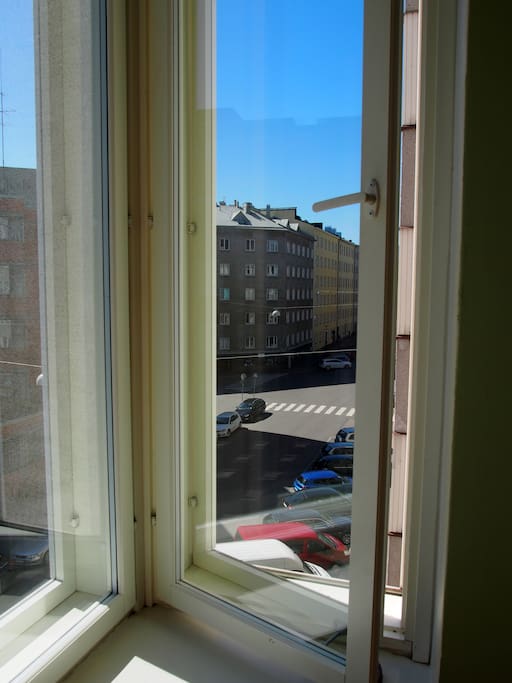 The street view from the 4 th floor apartment.