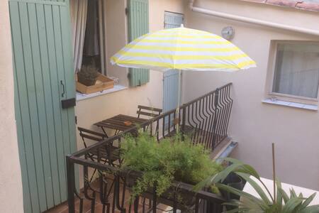 Charmant studio en plein centre