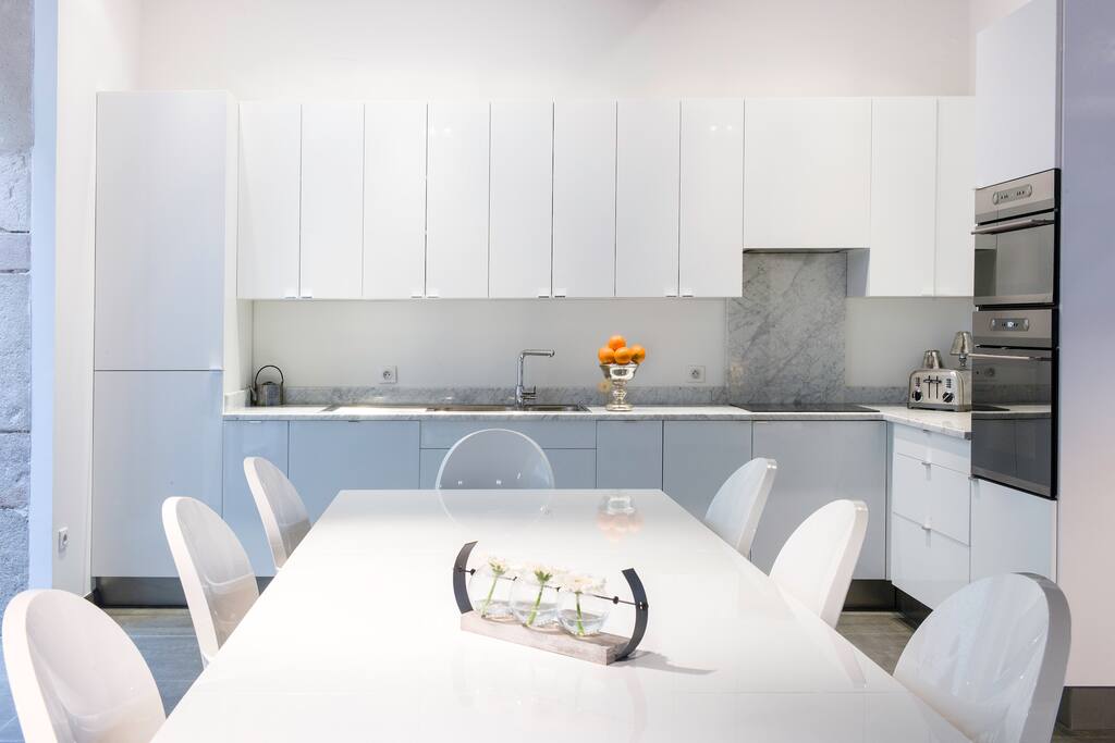 Cuisine (thé, café, infusions, eaux à disposition)