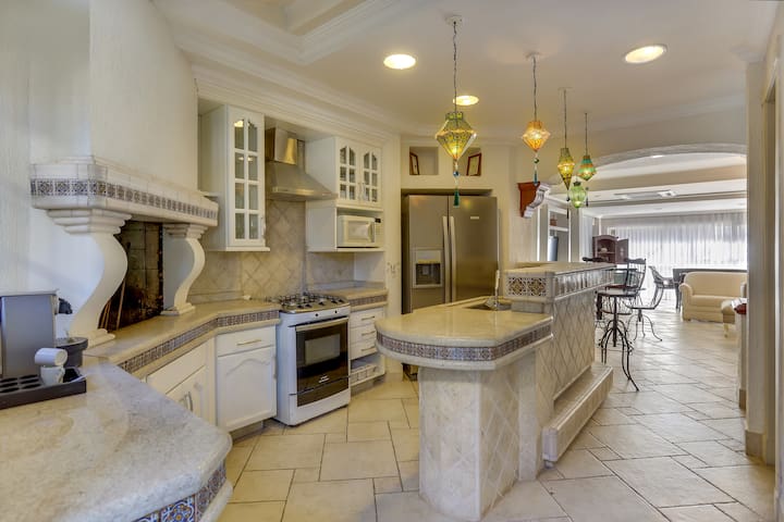 Villas Jurerê managed Airbnb listing 2