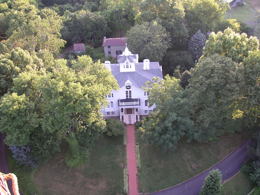 Hot Air Balloon Photo of Mayhurst