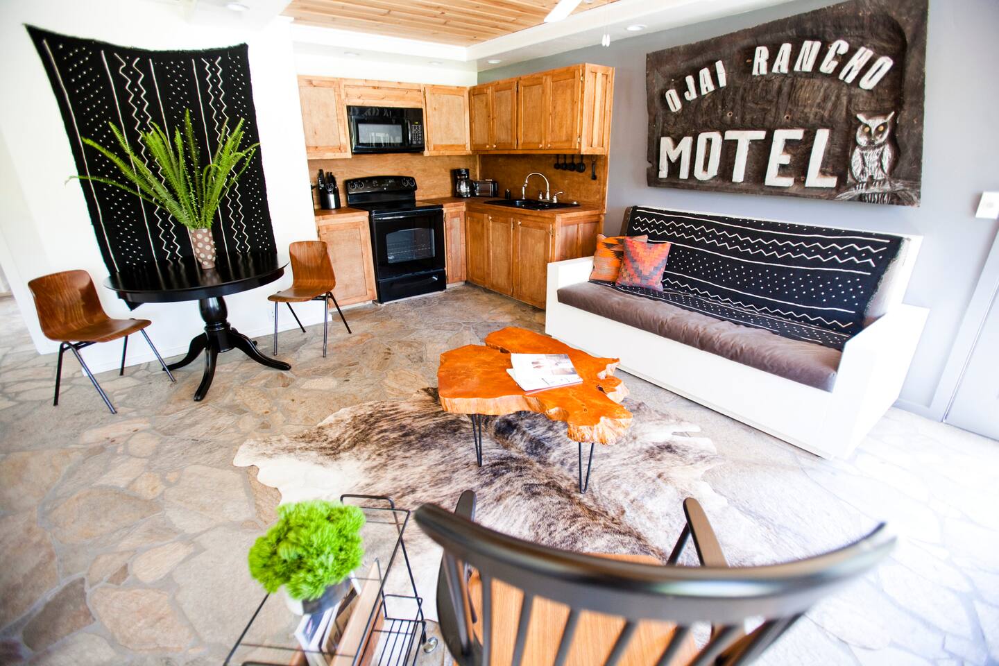 living room, dining table, and kitchen