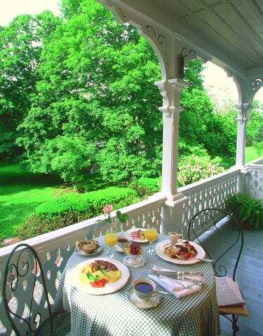 The Woolverton Inn managed Airbnb listing 2