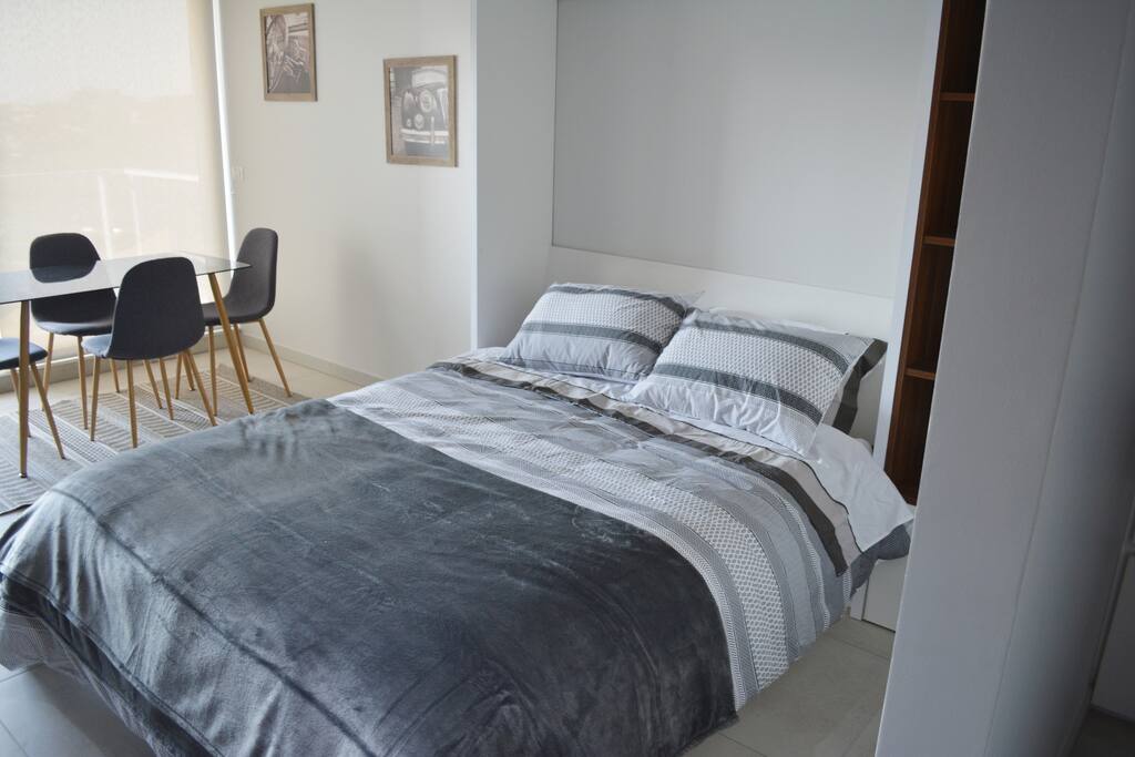 Cama matrimonial