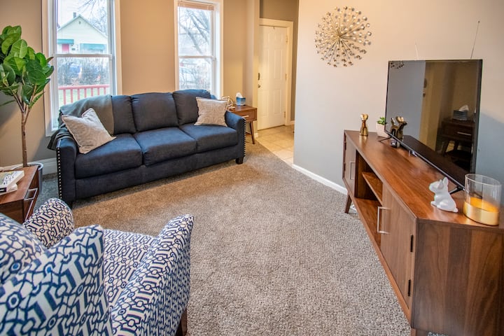 3 Bedroom Midtown Crossings House Houses For Rent In Omaha Nebraska United States